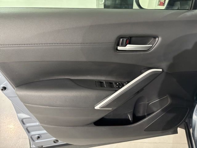 Used 2023 Toyota Corolla Cross XLE image 23