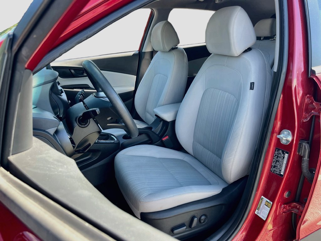 Used 2023 Hyundai Kona SEL FWD image 19