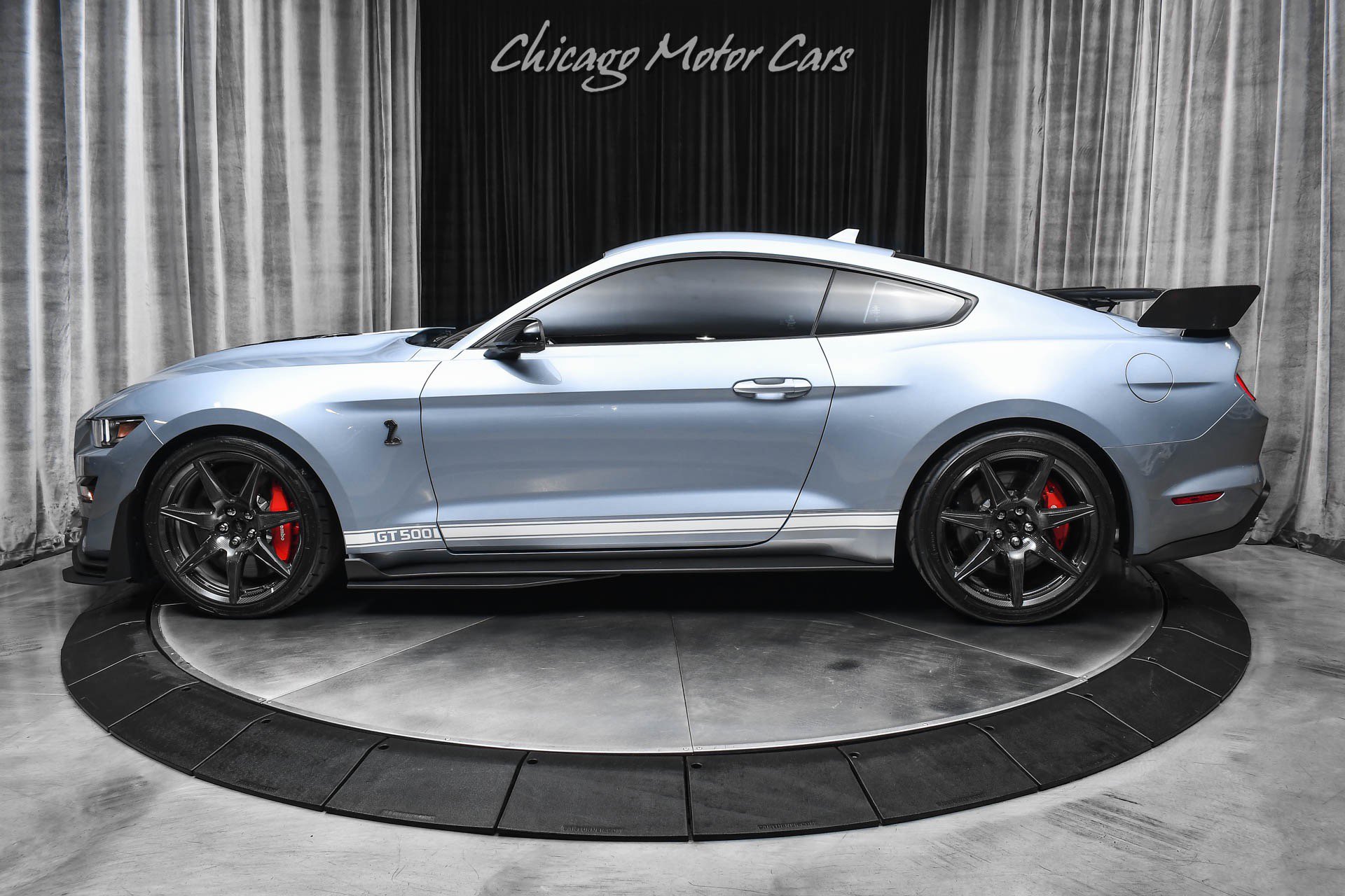 Used 2022 Ford Mustang Shelby GT500 w/ Carbon Fiber Track Pack RWD image 35