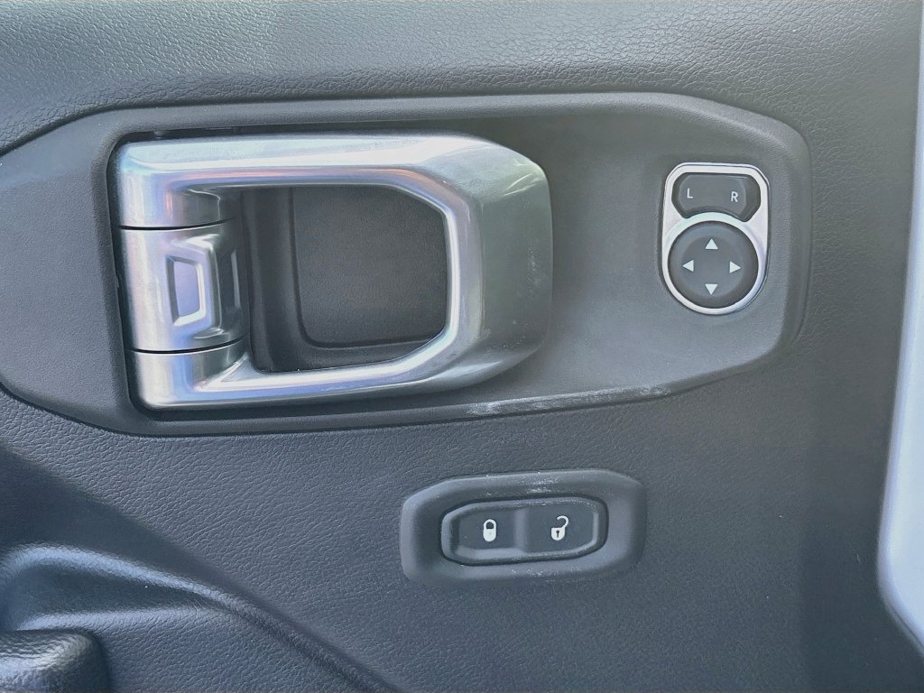 Certified 2022 Jeep Wrangler Unlimited Sport AWD/4WD image 18
