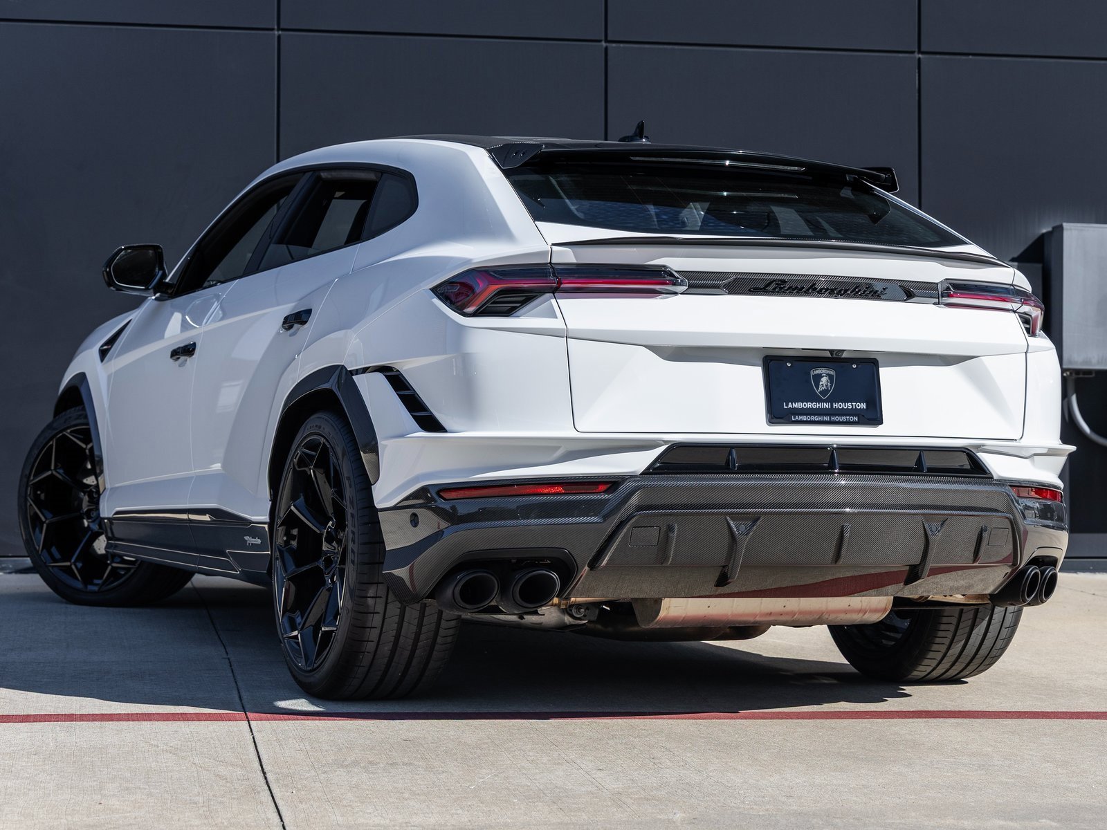 Used 2024 Lamborghini Urus Performante image 6