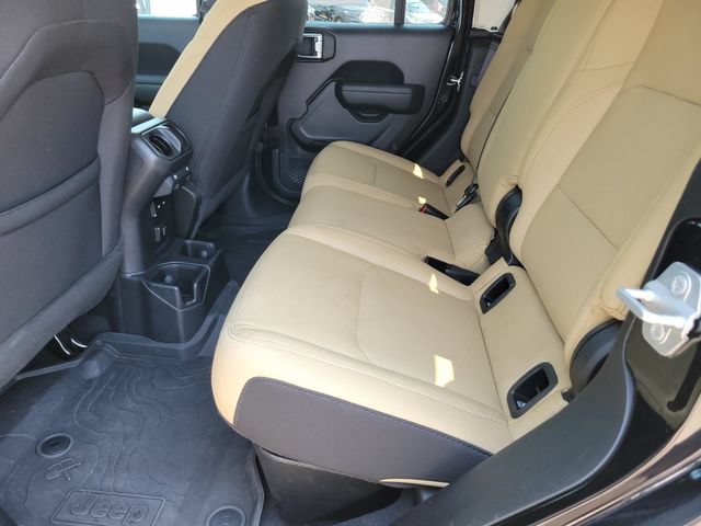 Used 2023 Jeep Gladiator Sport AWD/4WD image 8