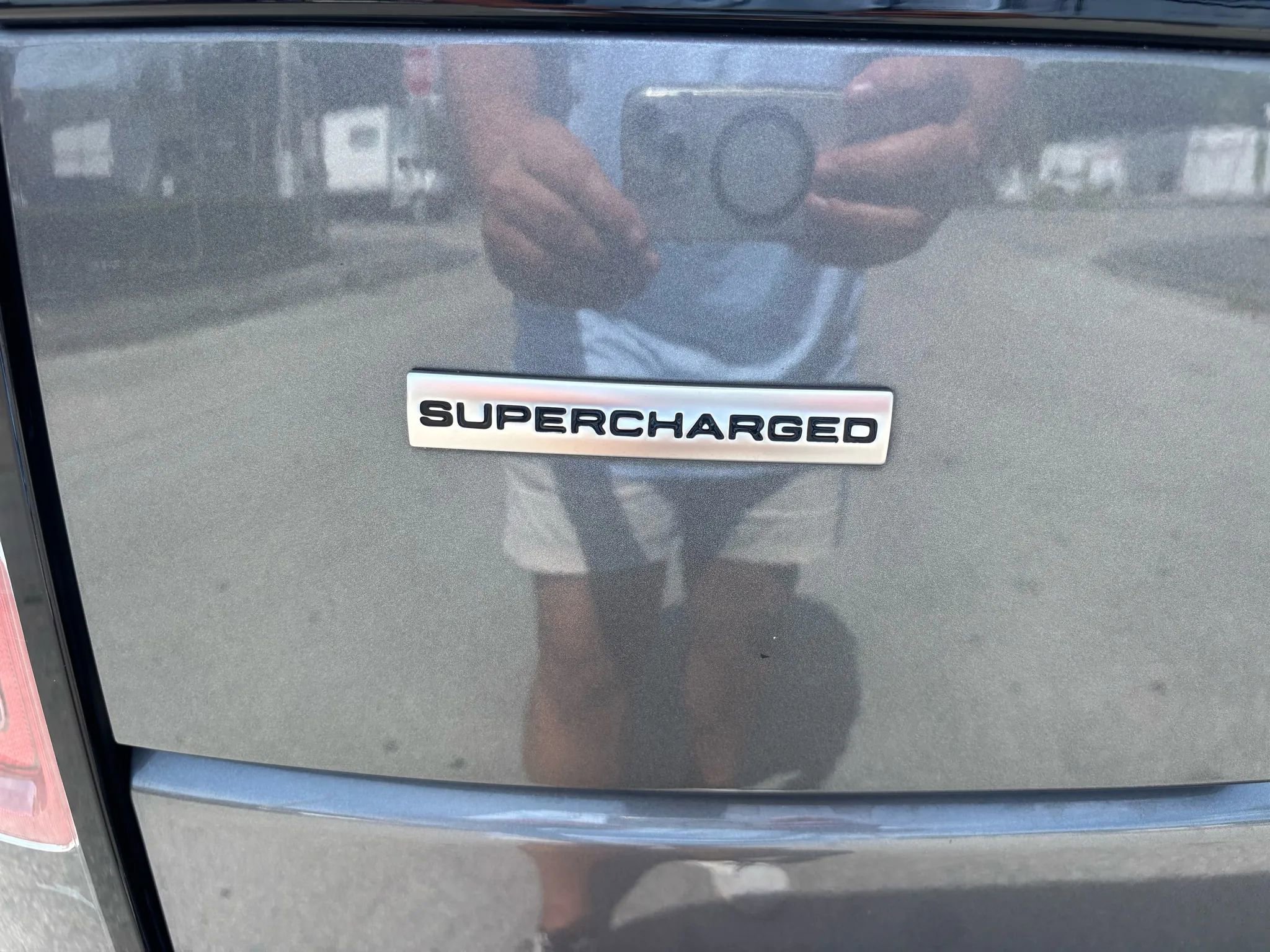 Used 2019 Land Rover Range Rover Supercharged image 13