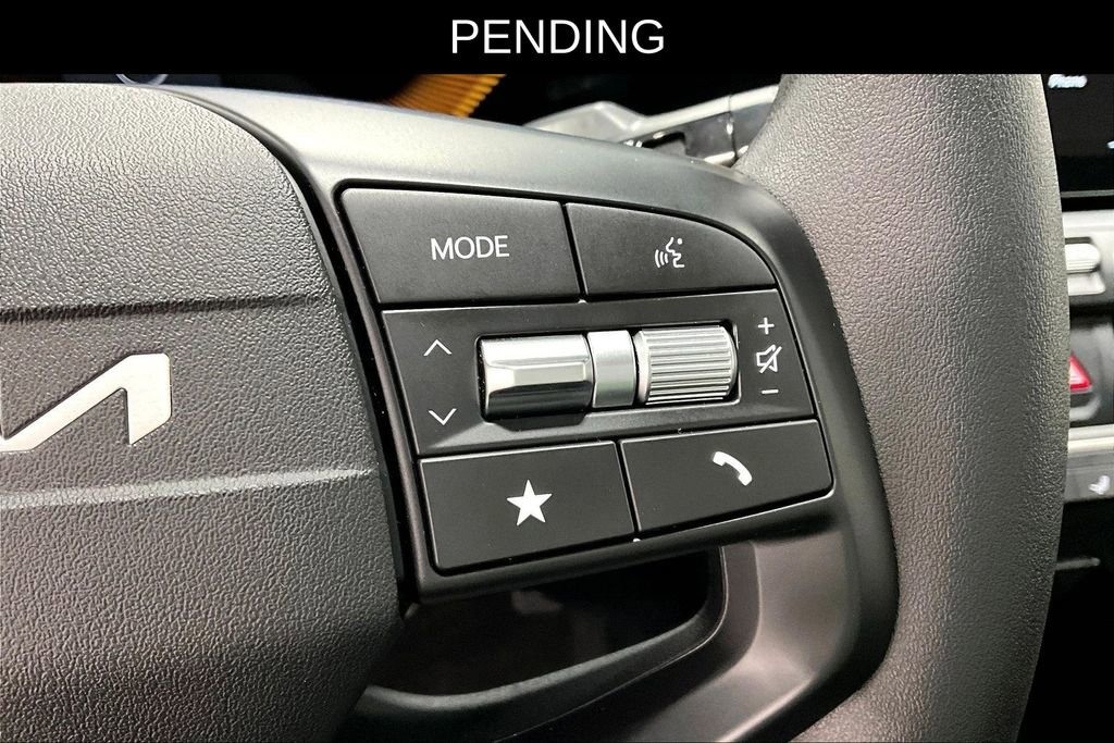 New 2025 Kia K4 FWD image 14