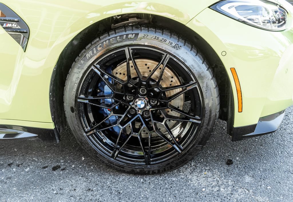 Used 2024 BMW M4 Coupe w/ Executive Package RWD image 5