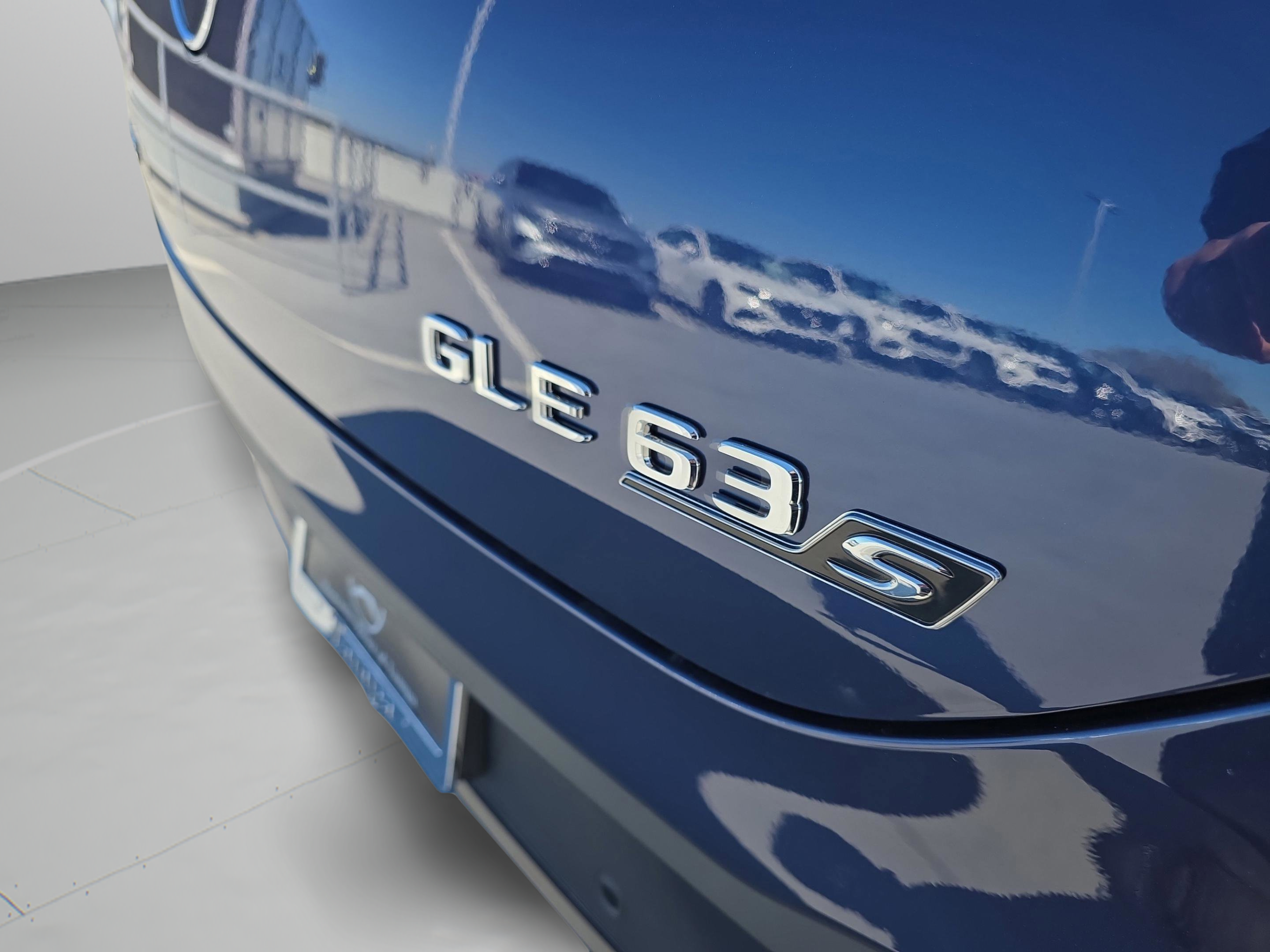 New 2026 Mercedes-Benz GLE 63 AMG S image 36