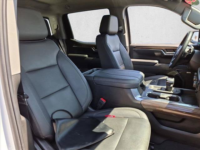Used 2024 Chevrolet Silverado 1500 RST w/ Convenience Package II AWD/4WD image 21