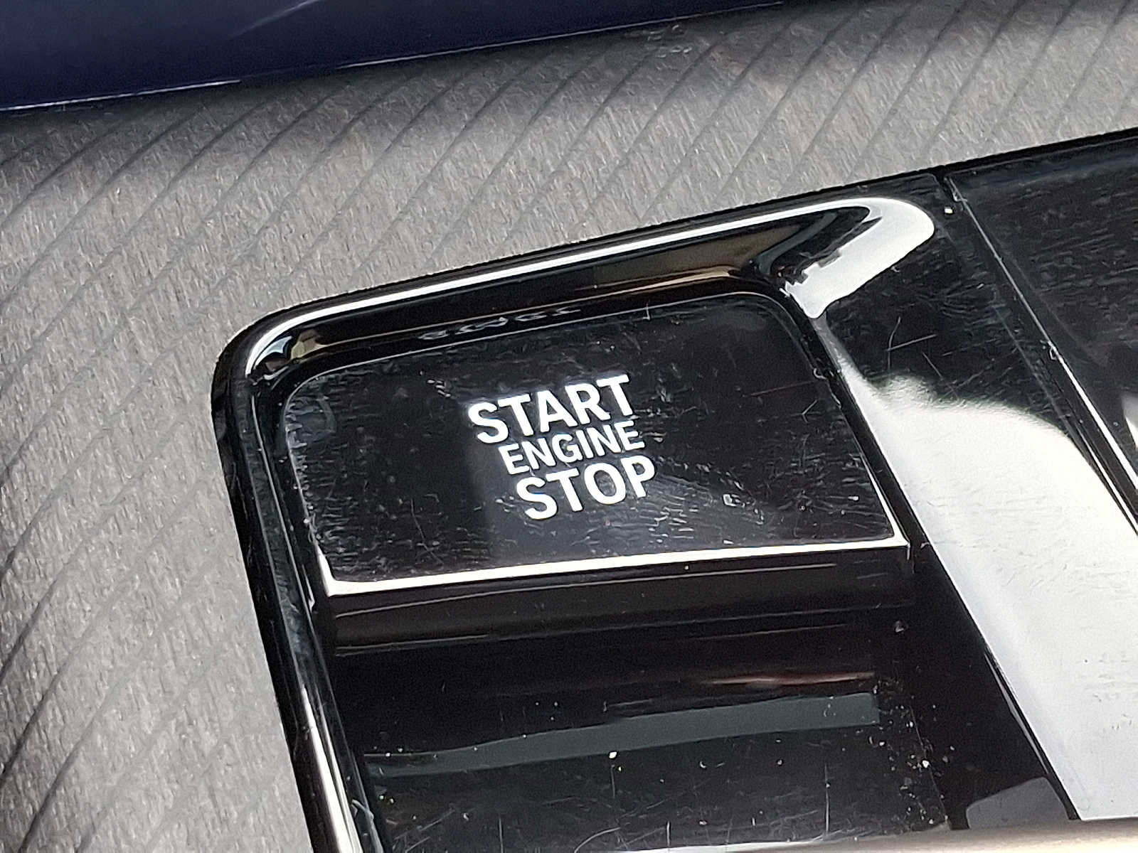 Used 2025 BMW X3 xDrive30i w/ Premium Package image 23