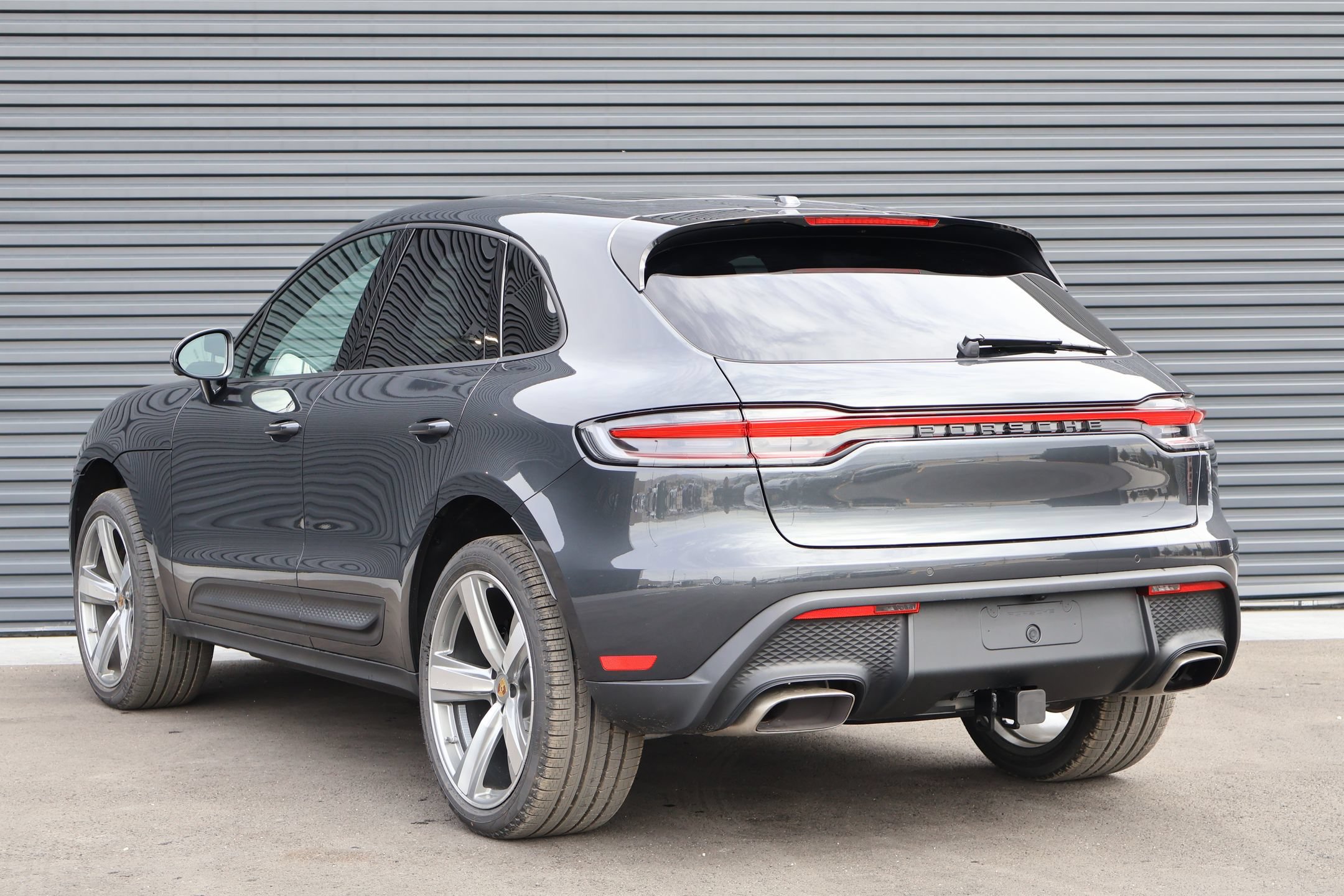 New 2026 Porsche Macan AWD/4WD image 3
