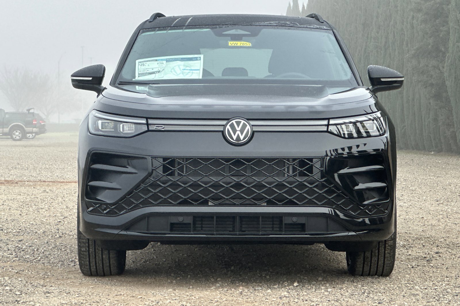 New 2026 Volkswagen Tiguan SE R-Line image 9
