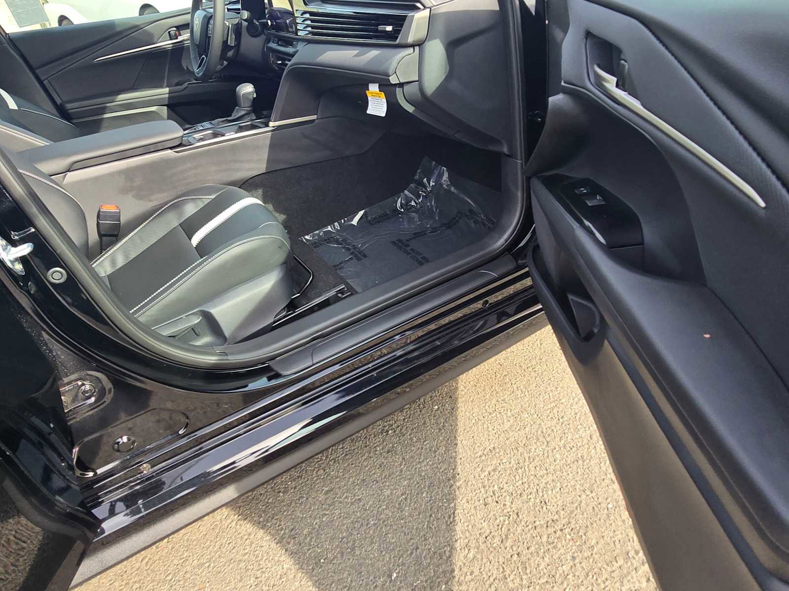 New 2026 Toyota Camry Hybrid image 11