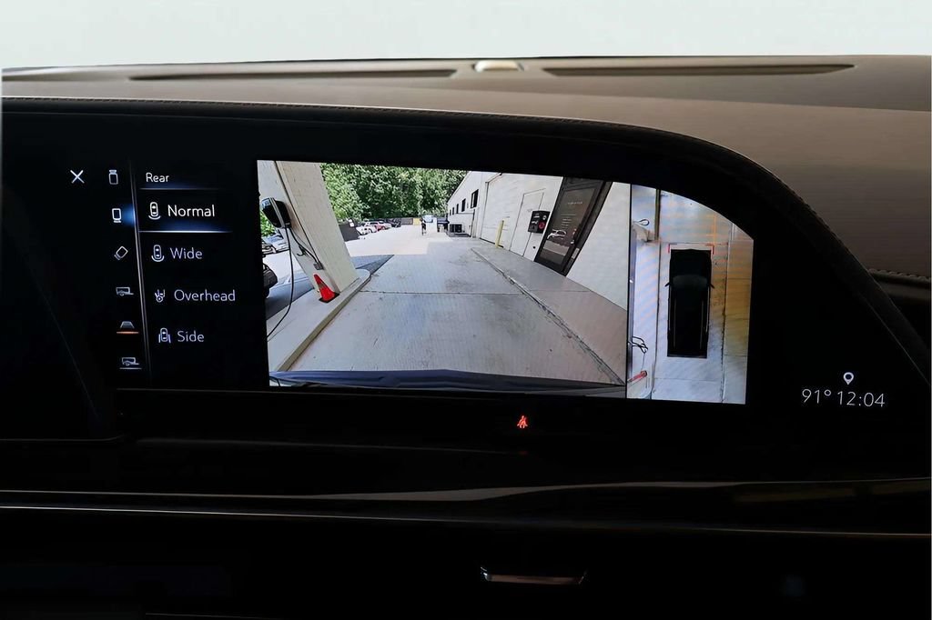 Used 2021 Cadillac Escalade Premium Luxury w/ Driver Assist Tech Package AWD/4WD image 24