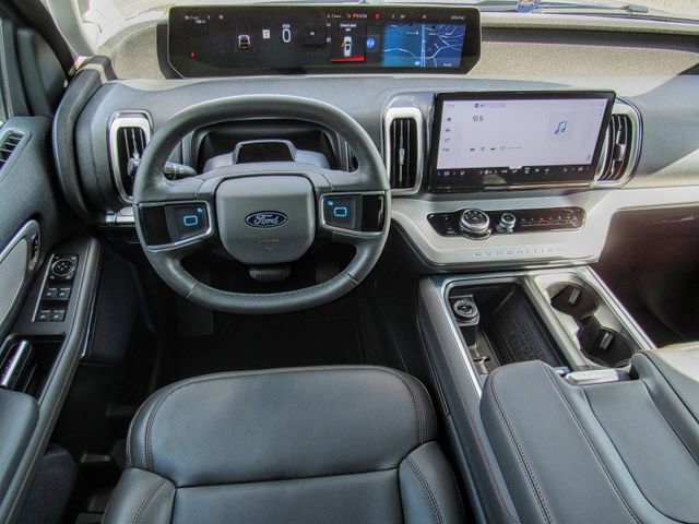 New 2025 Ford Expedition Max Active image 13