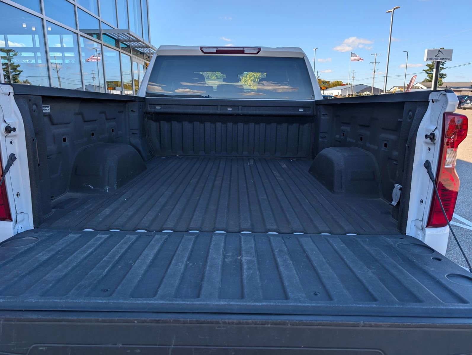 Used 2022 Chevrolet Silverado 1500 LT image 25