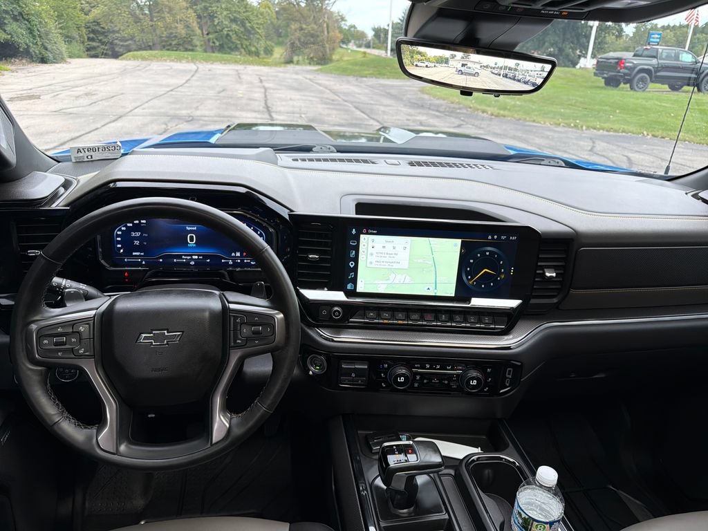 Used 2025 Chevrolet Silverado 1500 ZR2 w/ Technology Package AWD/4WD image 28