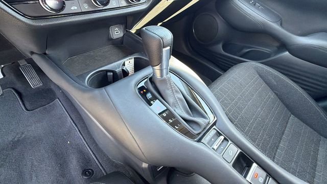 Used 2023 Honda HR-V LX image 24