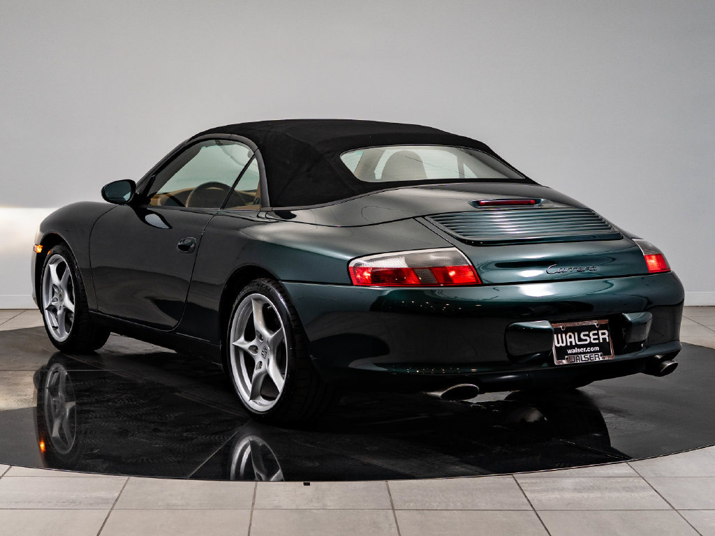 Used 2003 Porsche 911 Carrera RWD image 3