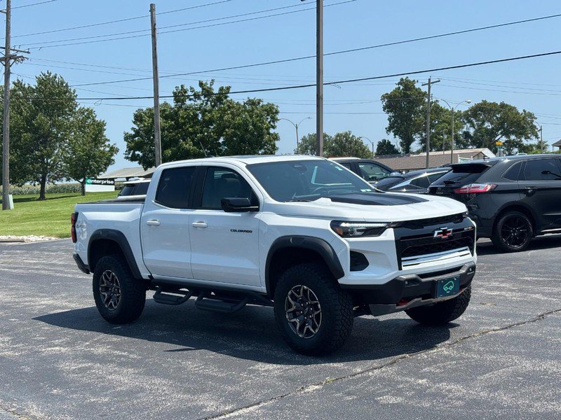 Used 2024 Chevrolet Colorado ZR2 AWD/4WD image 7