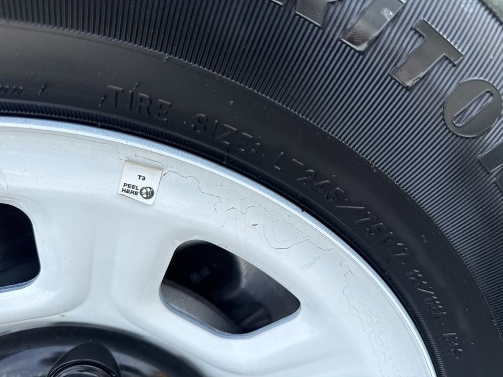 Used 2024 Chevrolet Brightdrop 400 w/ Commercial Equipment Package AWD/4WD image 27