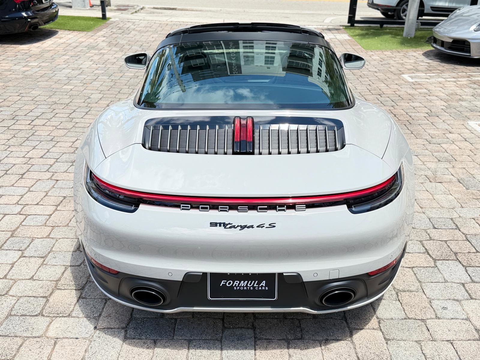 Used 2021 Porsche 911 Targa 4S w/ Premium Package AWD/4WD image 13