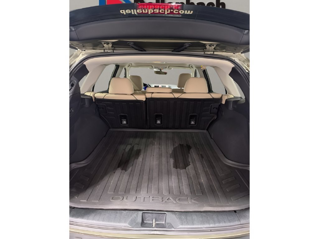 Used 2017 Subaru Outback 3.6R Limited AWD/4WD image 13