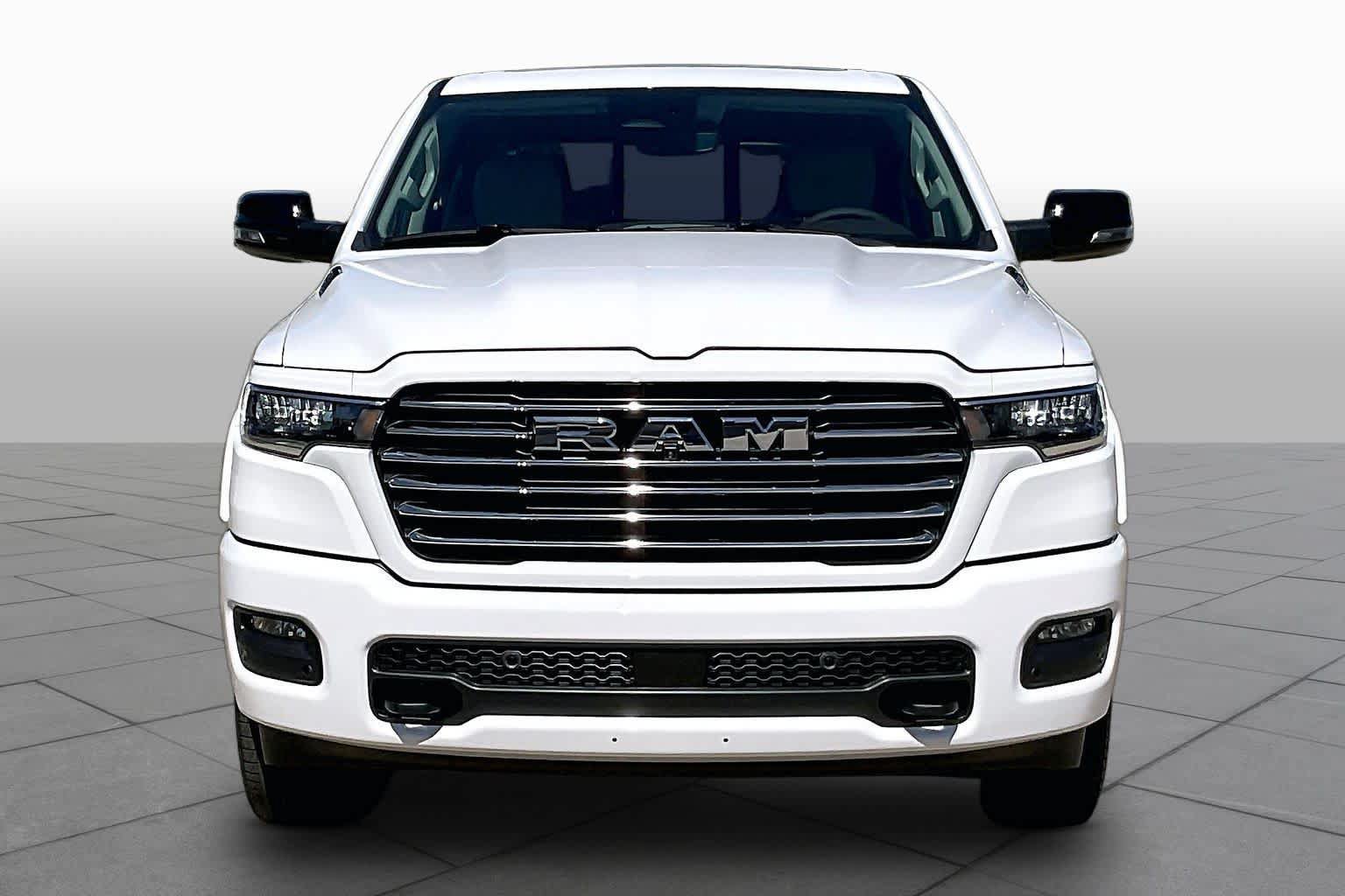 New 2027 RAM 1500 Laramie AWD/4WD image 3