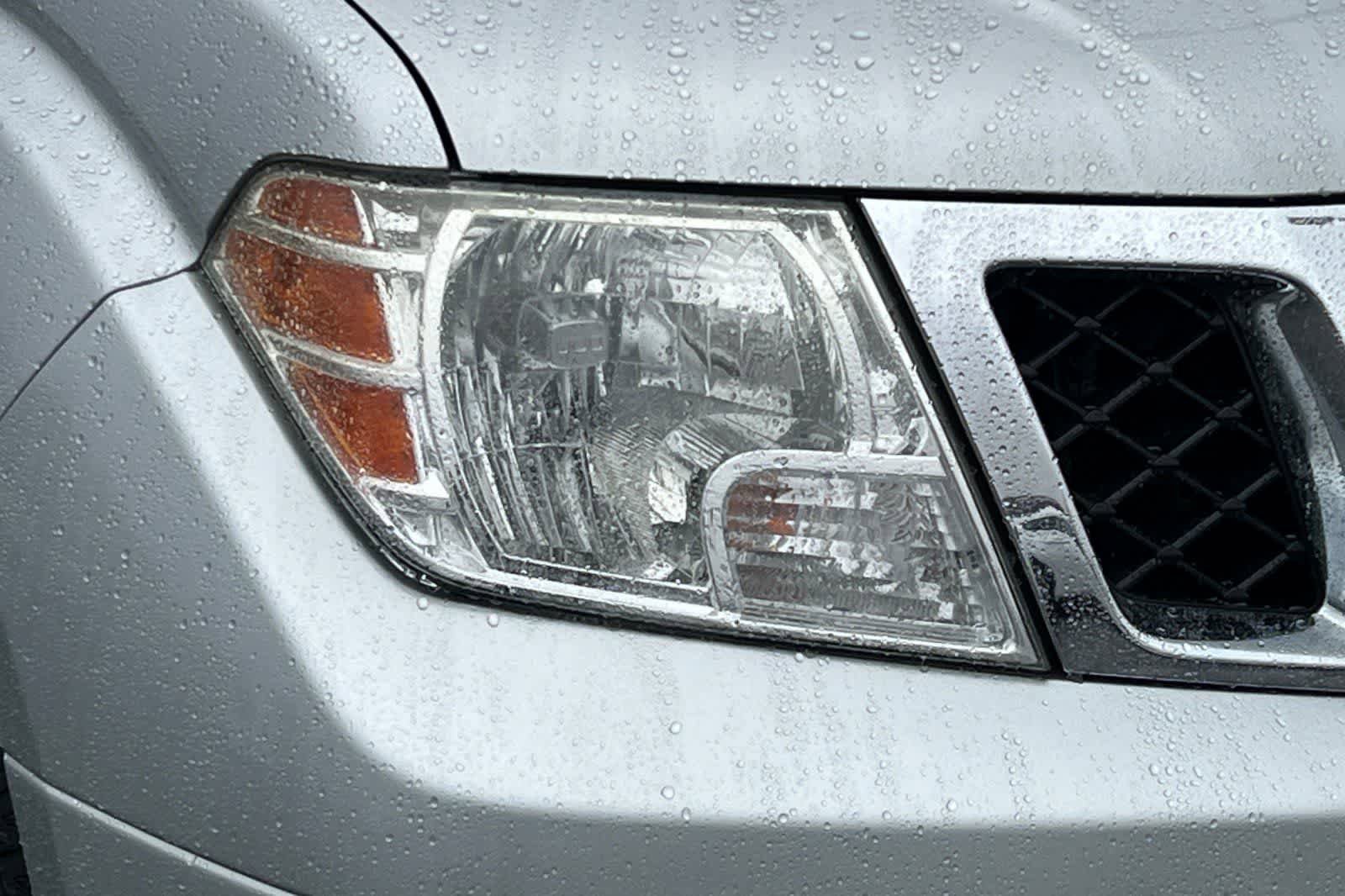 Used 2017 Nissan Frontier SV RWD image 31