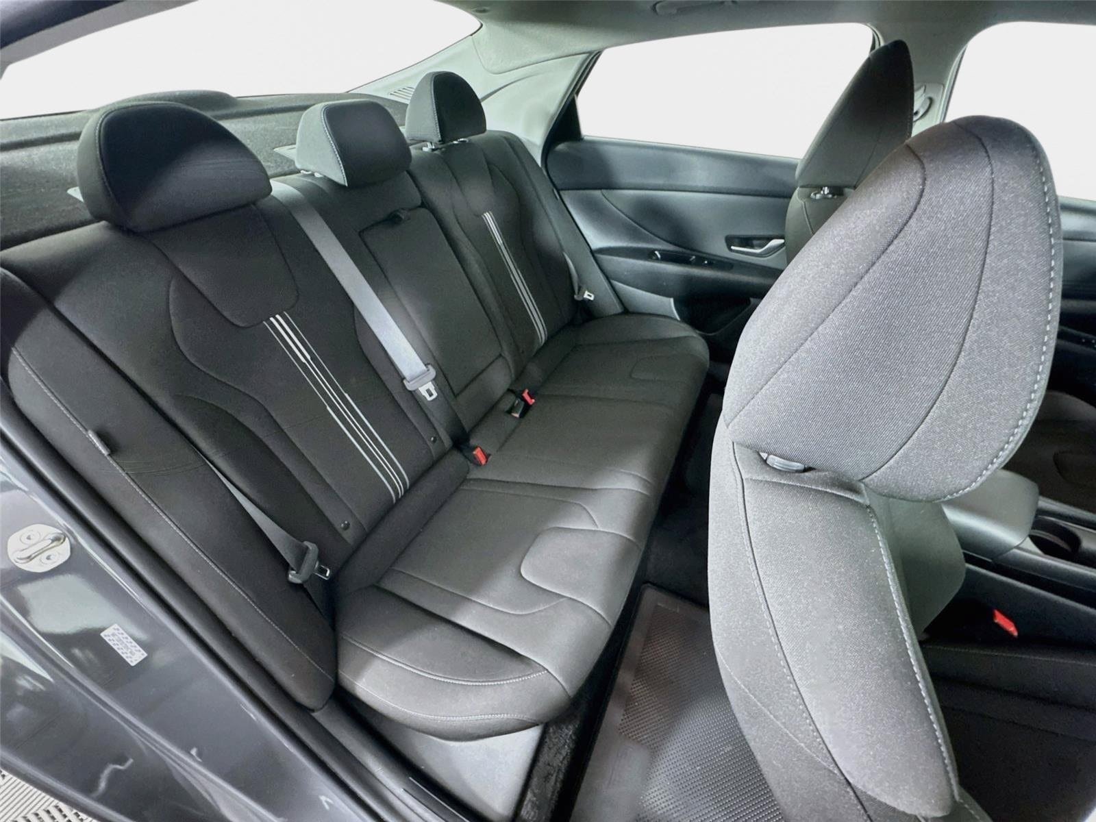 Certified 2024 Hyundai Elantra SEL w/ Convenience Package FWD image 27