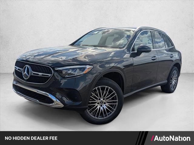 Used 2026 Mercedes-Benz GLC 300 image 1