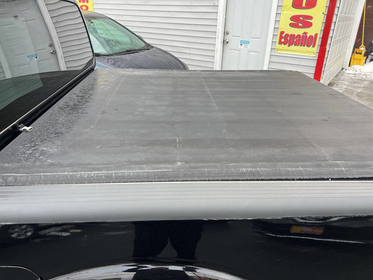 Used 2010 Nissan Frontier SE image 9