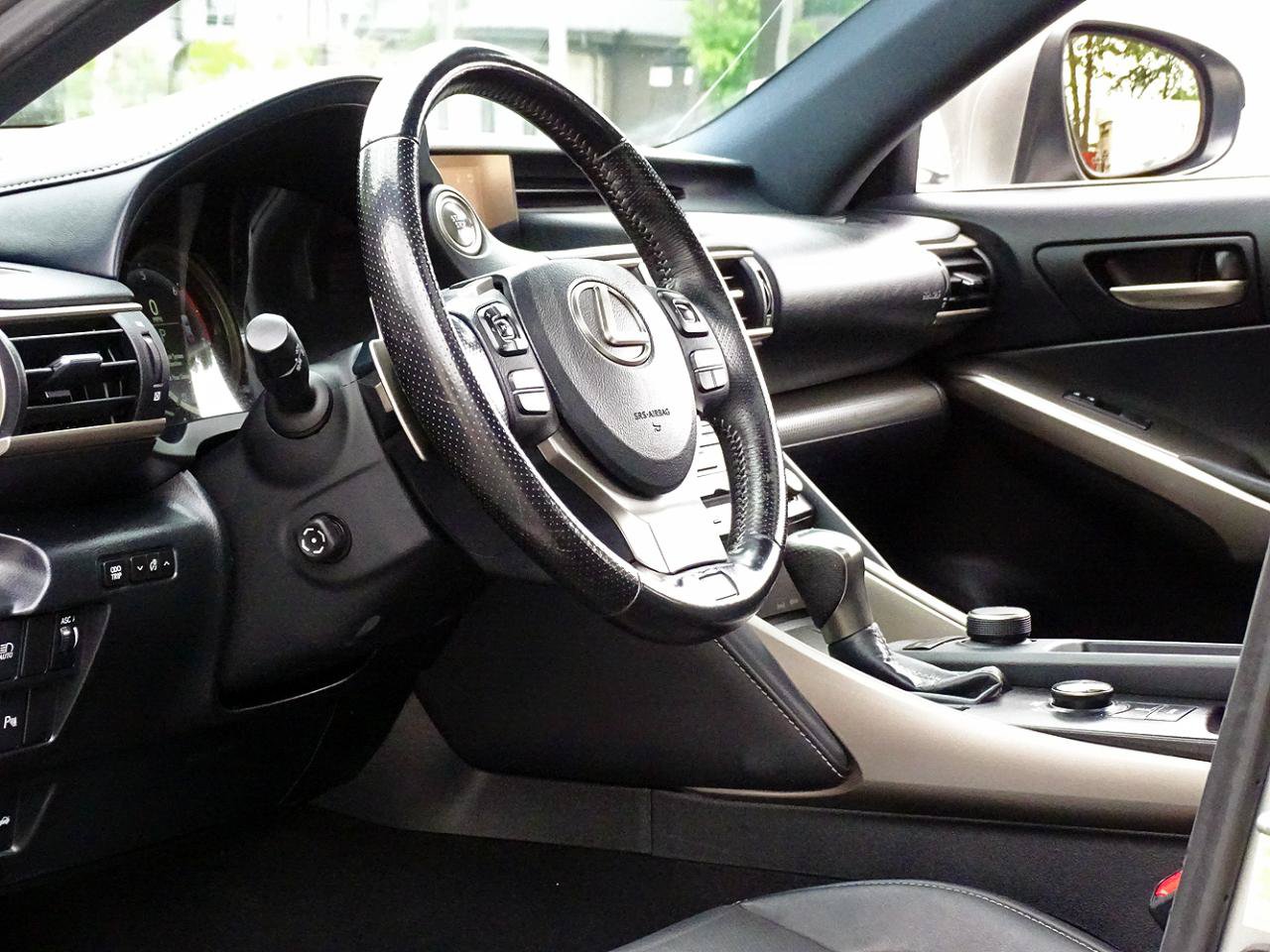 Used 2018 Lexus IS 300 F Sport RWD image 17