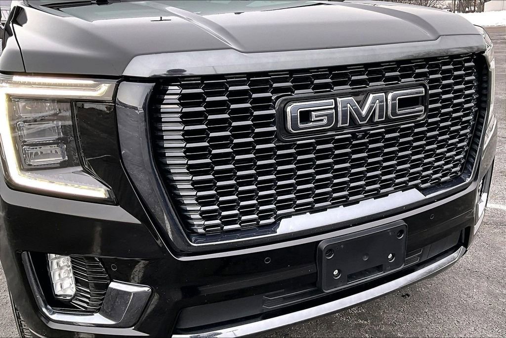 Used 2023 GMC Yukon XL Denali Ultimate image 29