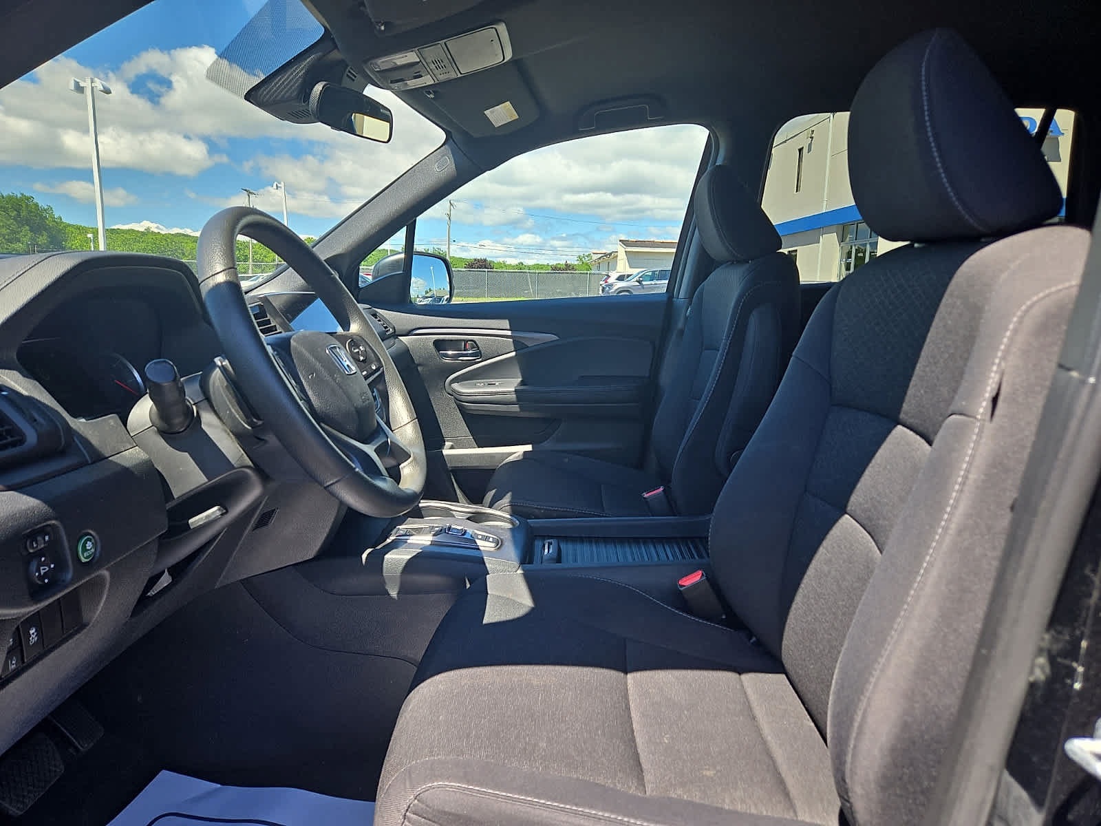 Used 2021 Honda Passport Sport image 14