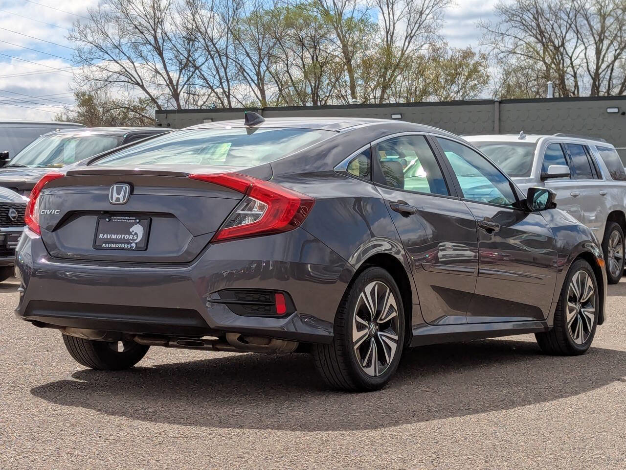 Used 2018 Honda Civic EX-T image 11