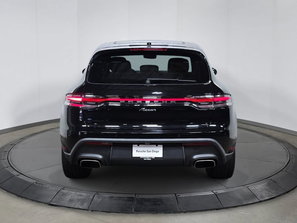 Certified 2023 Porsche Macan AWD/4WD image 6