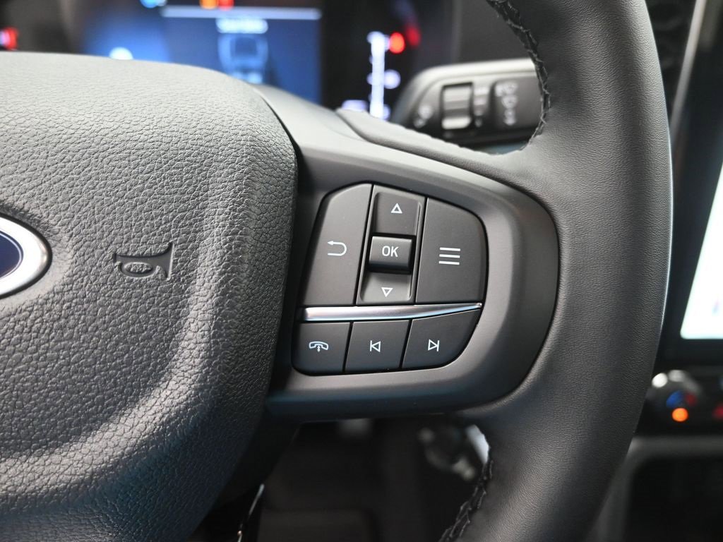 Used 2025 Ford Ranger XLT w/ FX4 Off-Road Package image 7