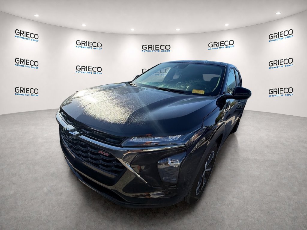 Used 2026 Chevrolet Trax RS w/ Driver Confidence Package FWD image 3