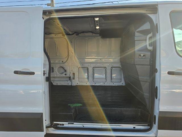 Used 2021 Ford Transit 150 Low Roof RWD image 29