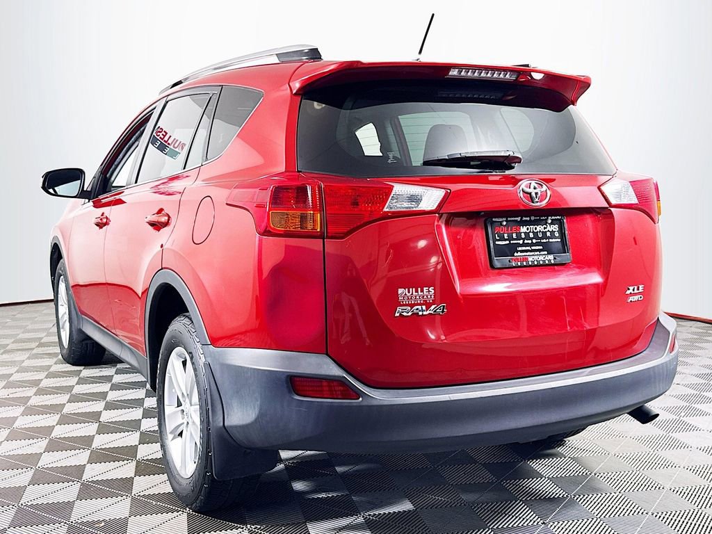 Used 2013 Toyota RAV4 XLE image 5