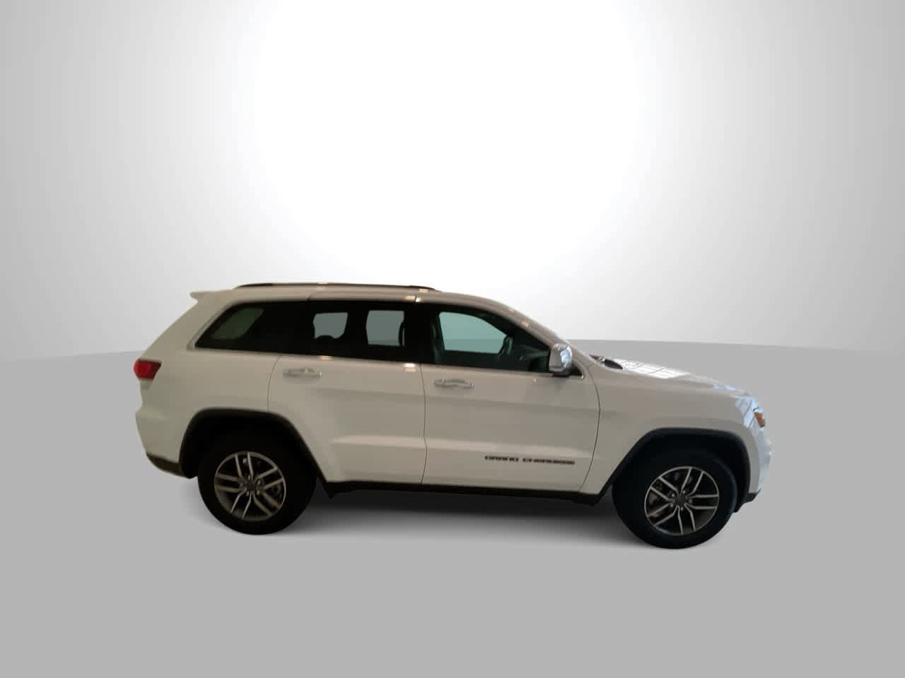 Used 2021 Jeep Grand Cherokee Limited w/ Trailer Tow Group IV AWD/4WD image 9
