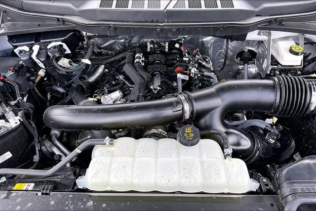 Used 2025 Ford F150 Lariat w/ Equipment Group 502A High image 9