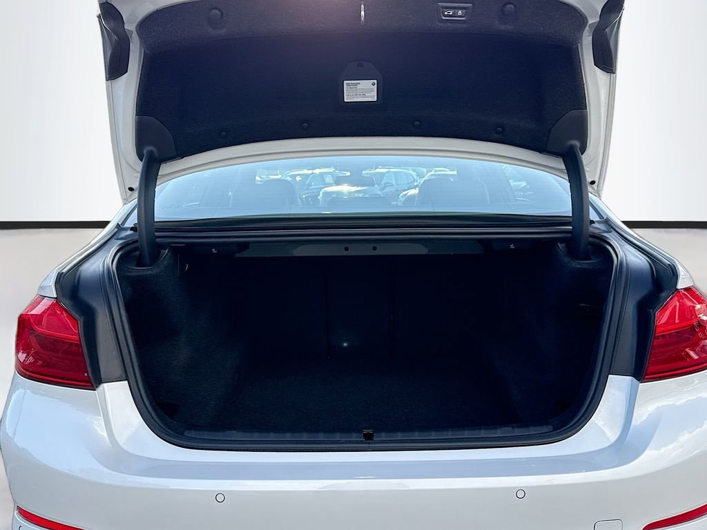 Used 2019 BMW 540i xDrive w/ Convenience Package image 12