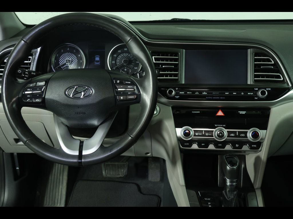 Used 2020 Hyundai Elantra Limited w/ Ultimate Package 03 FWD image 3