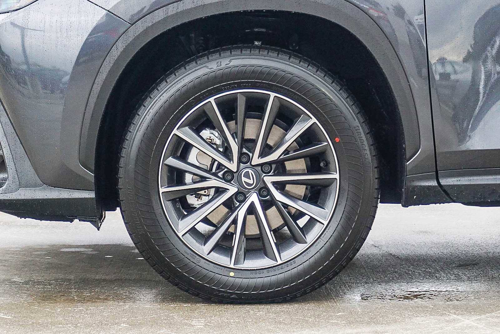 New 2026 Lexus NX 350 AWD image 9