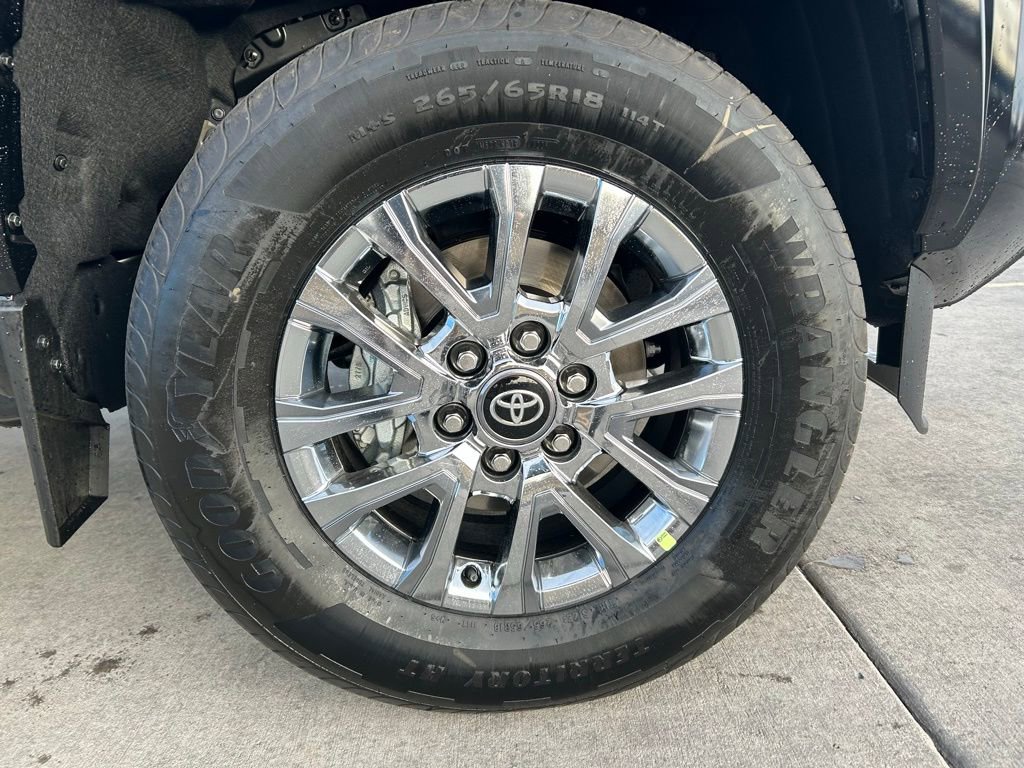 Used 2026 Toyota Tacoma Limited image 9