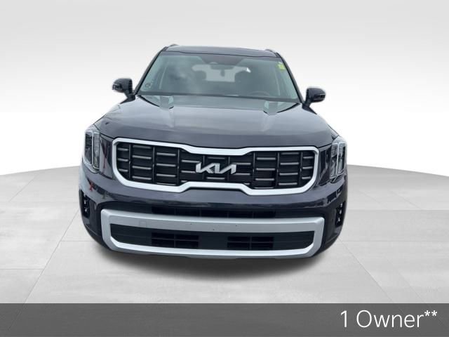 Certified 2025 Kia Telluride S image 3