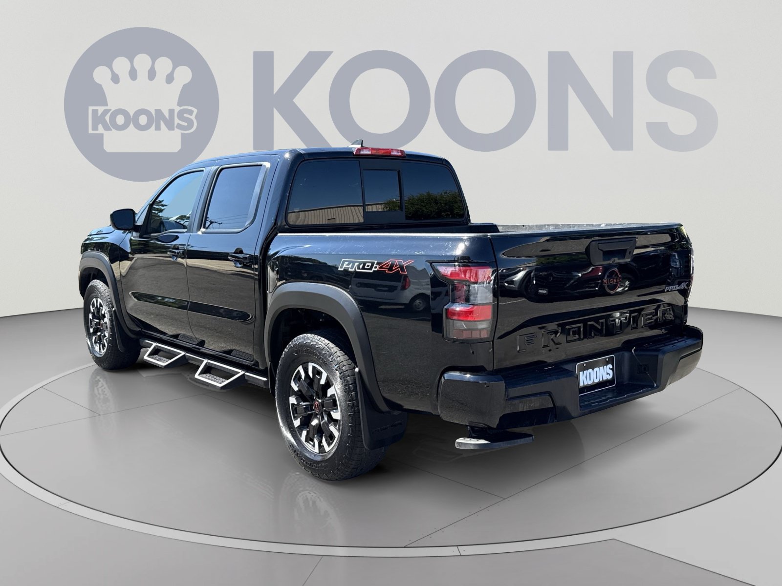 Used 2022 Nissan Frontier PRO-4X w/ Off-Road Protection Package AWD/4WD image 4