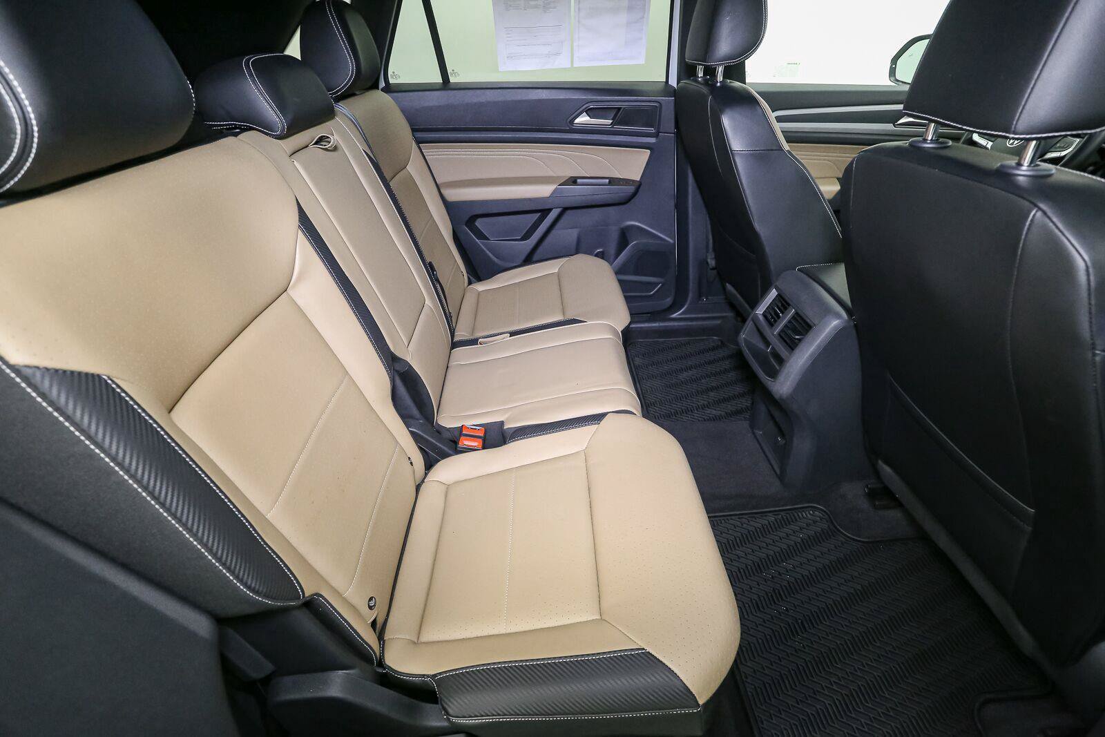 Certified 2022 Volkswagen Atlas Cross Sport SE AWD/4WD image 22