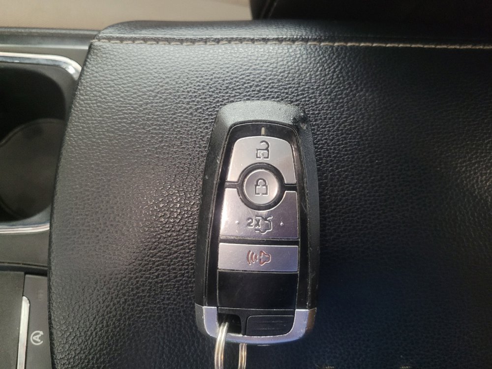 Used 2019 Ford Fusion SE w/ Equipment Group 151A FWD image 32