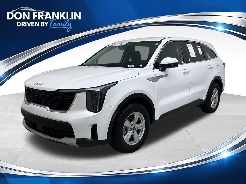 Used 2025 Kia Sorento LX